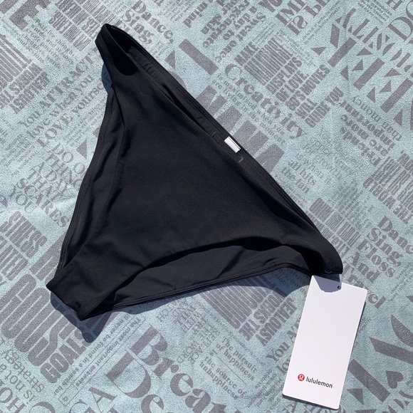 NWT Lululemon Uncharted Waters Bottoms